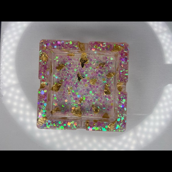 Resin Ashtray (Any Colour) - Picture 2 of 7